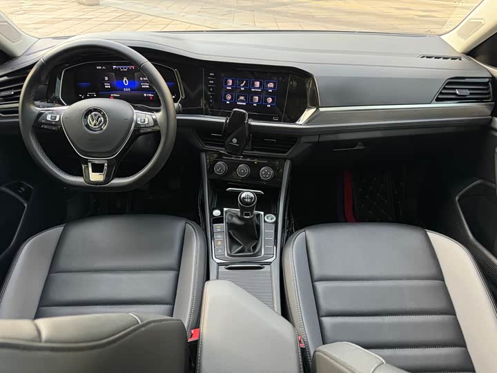 Фото 9 - Volkswagen Sagitar L