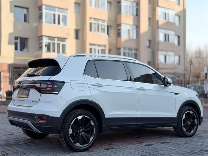 Фото 9 - Volkswagen Tacqua