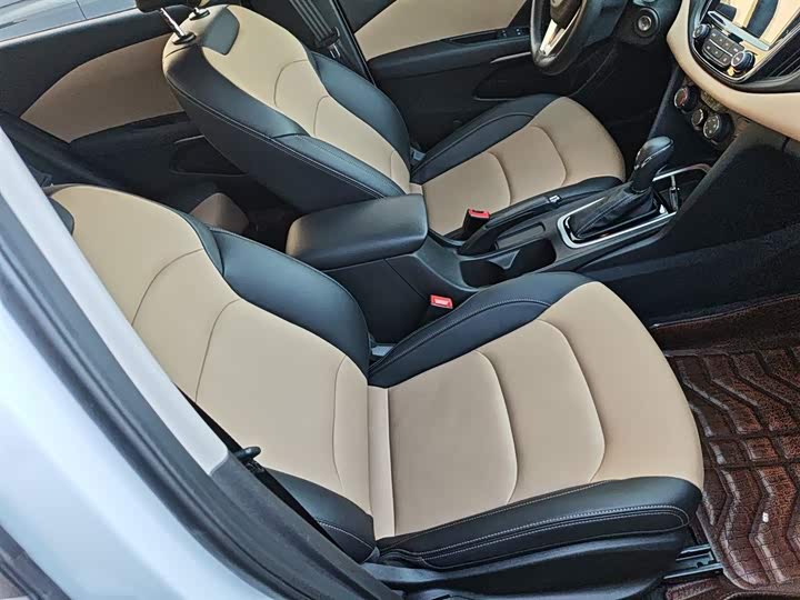 Фото 17 - Chevrolet Monza