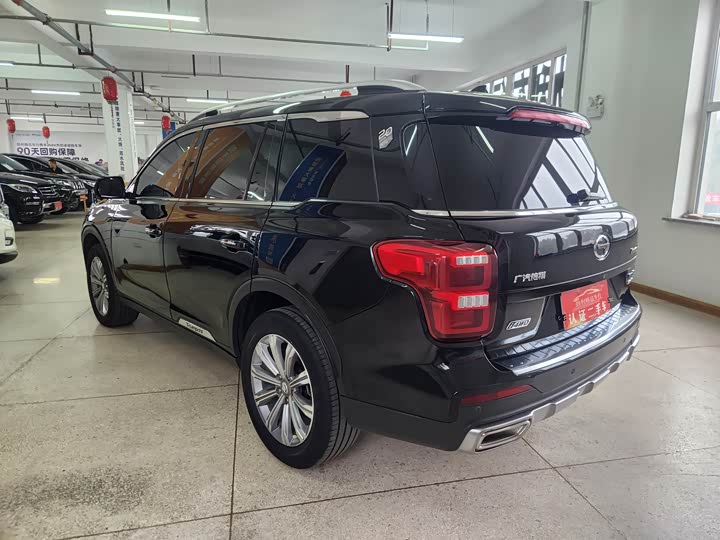 Фото 4 - GAC Trumpchi GS8