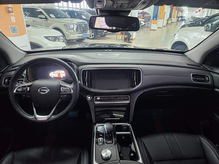 Фото 9 - GAC Trumpchi GS8