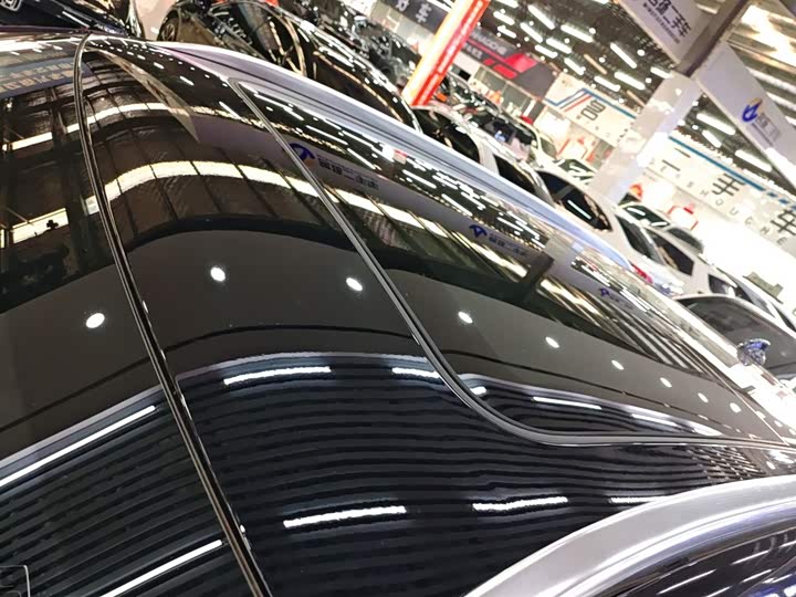 Фото 27 - Hongqi HS5