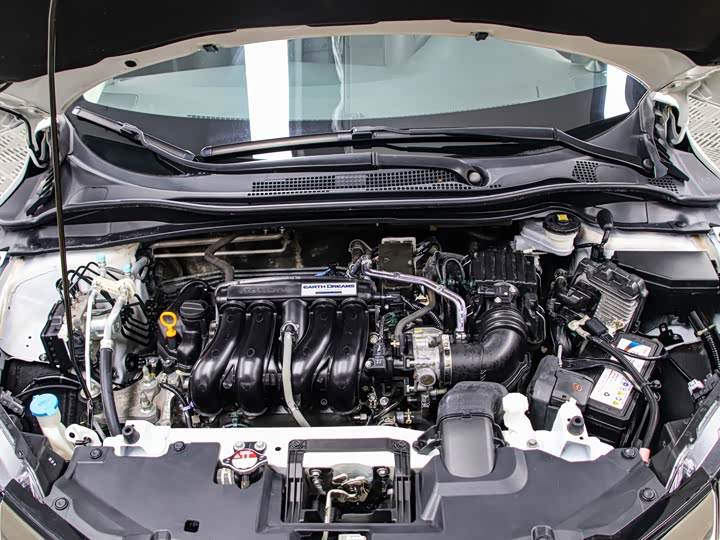 Фото 20 - Honda Vezel