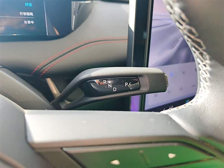 Фото 14 - Xiaomi SU7