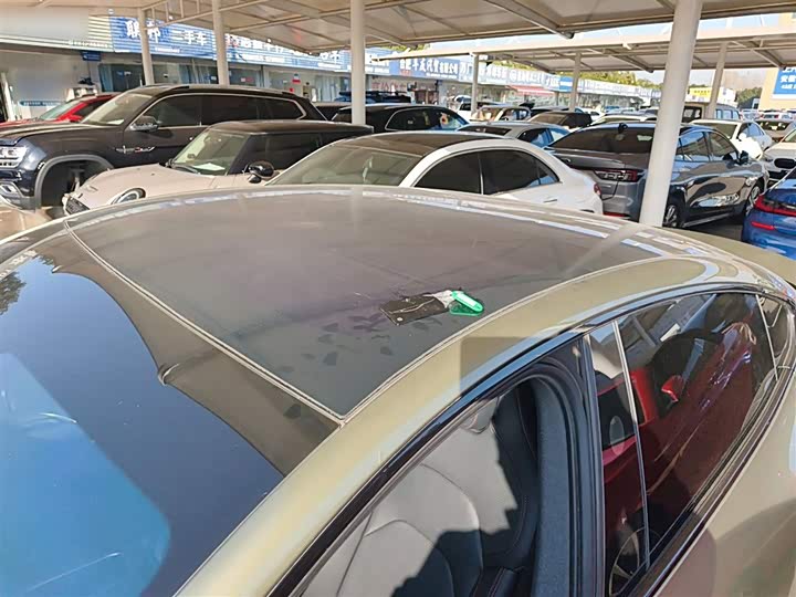 Фото 27 - Xiaomi SU7