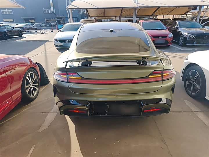 Фото 6 - Xiaomi SU7