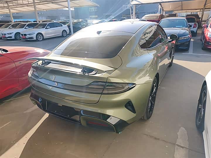 Фото 7 - Xiaomi SU7