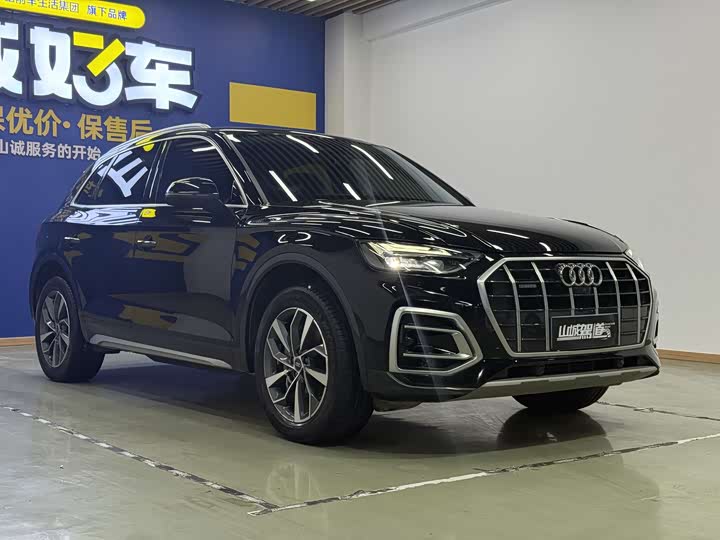 Фото 2 - Audi Q5L