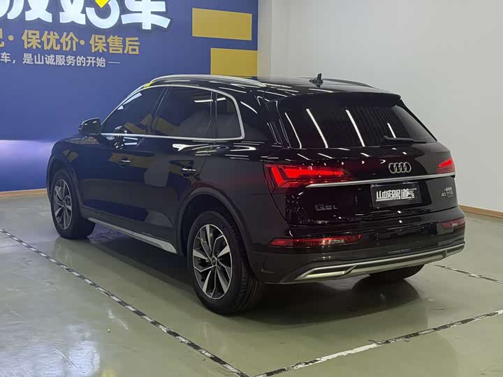 Фото 6 - Audi Q5L