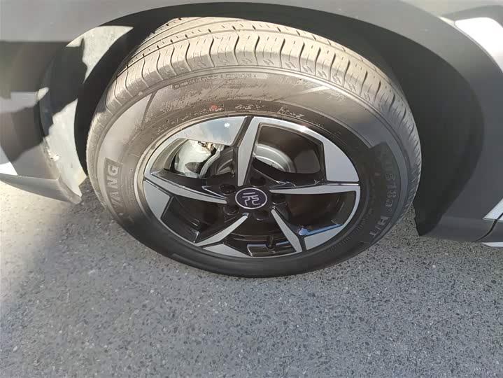 Фото 23 - BYD Yuan Up