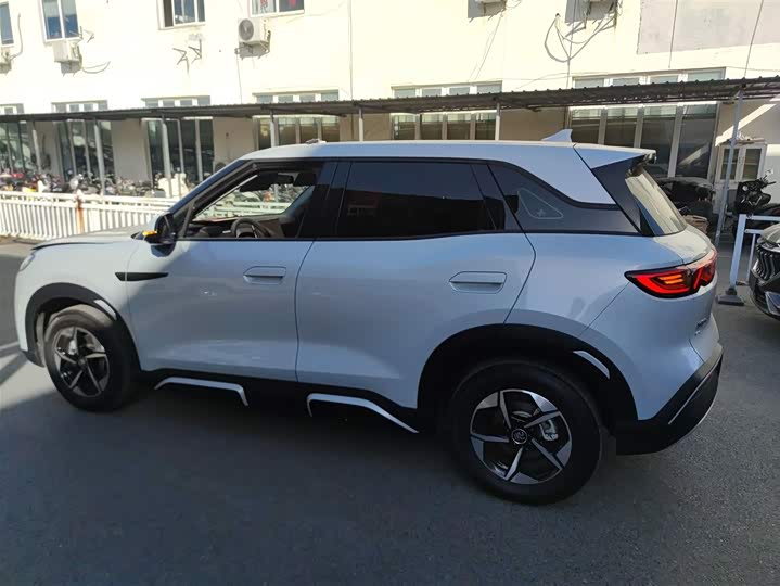 Фото 5 - BYD Yuan Up