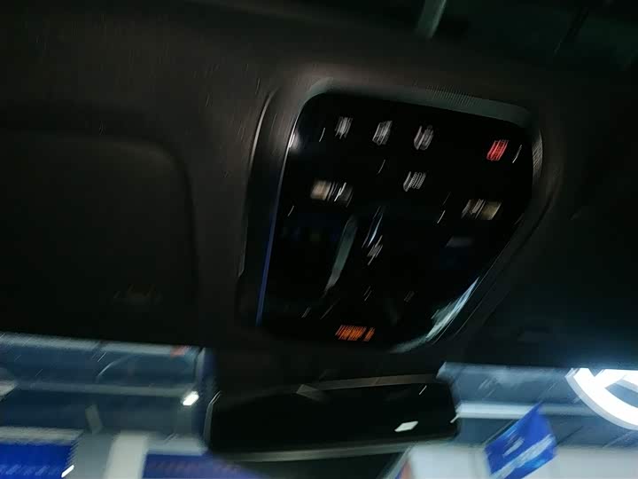 Фото 18 - Mercedes-Benz E-Class