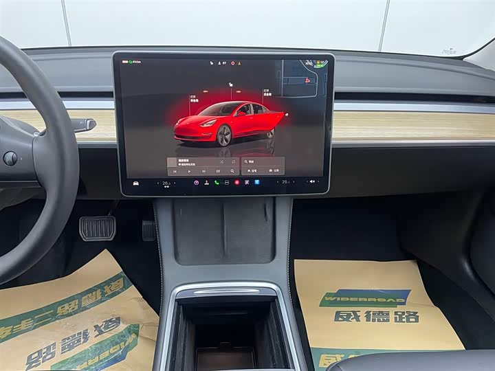Фото 23 - Tesla Model 3