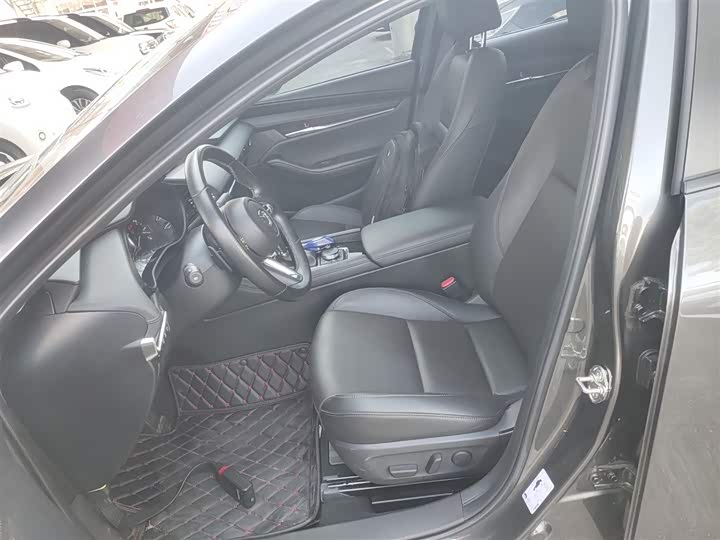 Фото 15 - Mazda 3 (Axela)