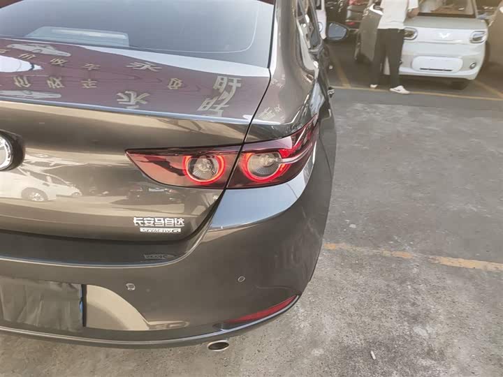 Фото 8 - Mazda 3 (Axela)