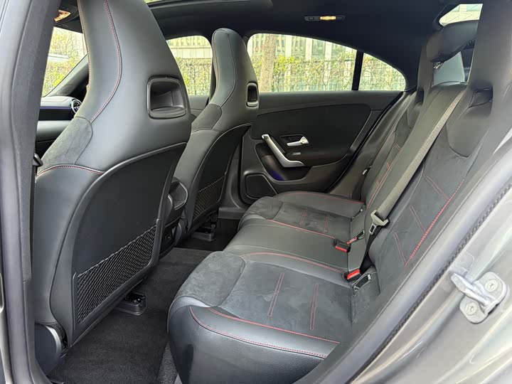 Фото 9 - Mercedes-Benz CLA-Class