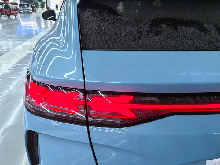 Фото 13 - Denza N7