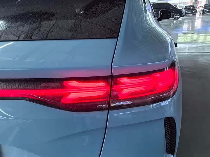 Фото 14 - Denza N7