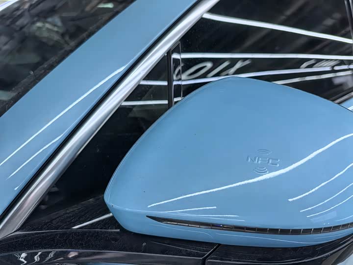 Фото 17 - Denza N7