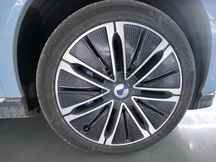 Фото 31 - Denza N7