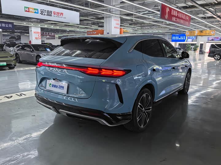 Фото 6 - Denza N7