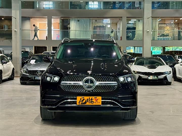 Фото 2 - Mercedes-Benz GLE-Class