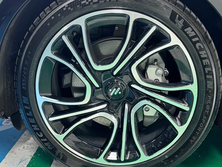 Фото 9 - IM motors LS7