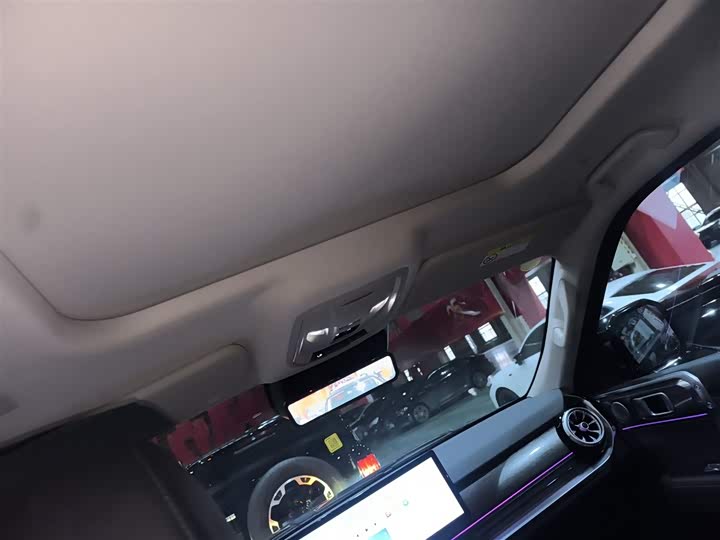 Фото 18 - Tank 400 Hybrid