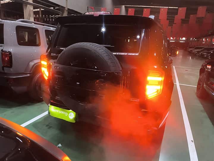 Фото 6 - Tank 400 Hybrid