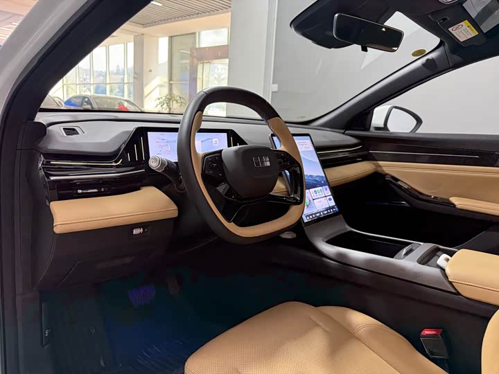 Фото 10 - Geely Galaxy L6