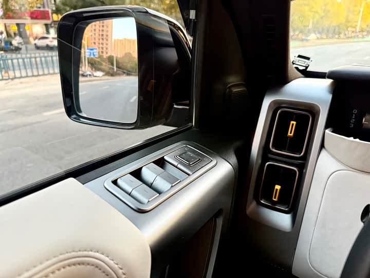 Фото 9 - Chery iCar V23