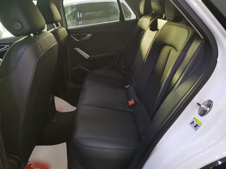 Фото 17 - Audi Q2L