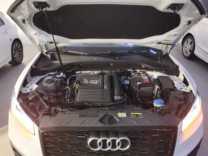 Фото 20 - Audi Q2L