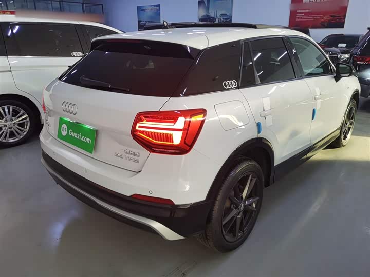 Фото 7 - Audi Q2L