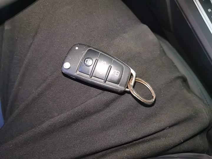 Фото 9 - Audi Q2L