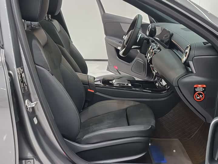 Фото 14 - Mercedes-Benz A-Class