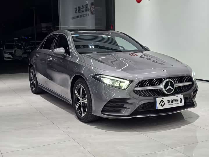 Фото 2 - Mercedes-Benz A-Class