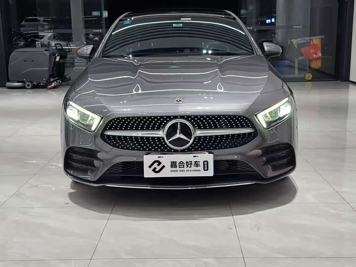 Фото 3 - Mercedes-Benz A-Class