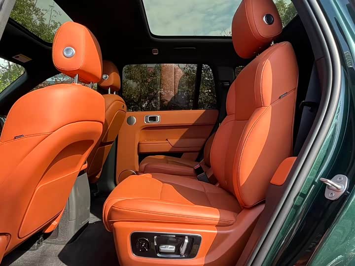 Фото 13 - LiXiang L9