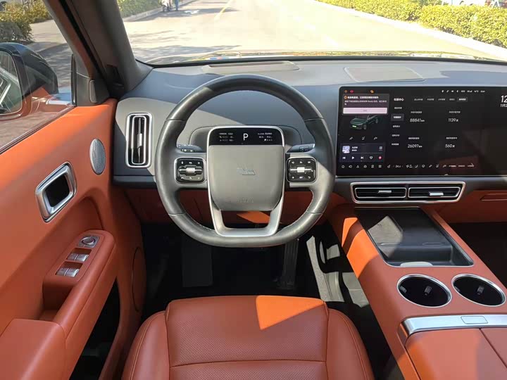 Фото 14 - LiXiang L9