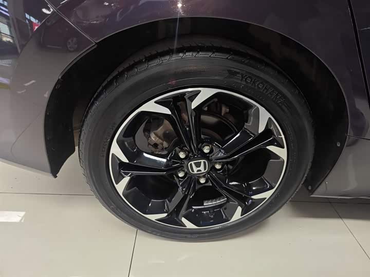 Фото 26 - Honda Civic