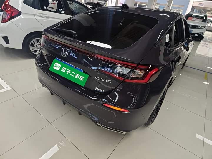 Фото 7 - Honda Civic