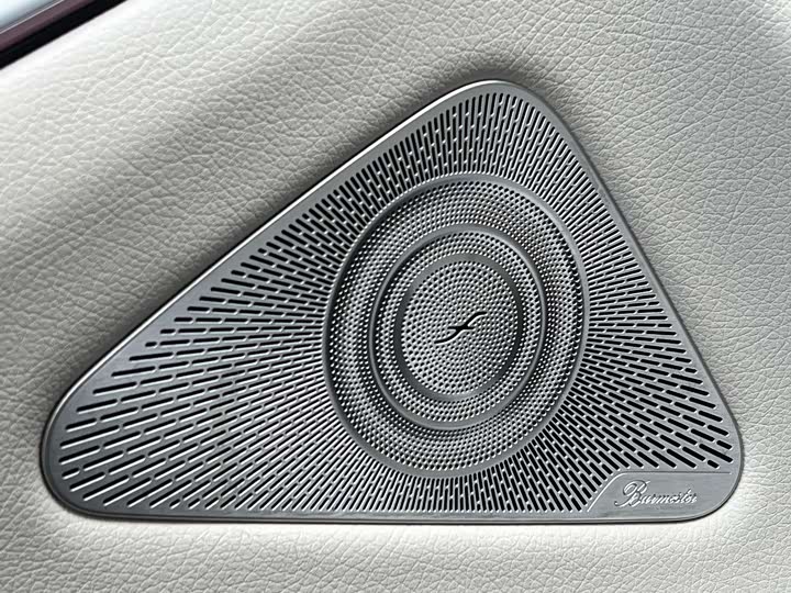 Фото 19 - Mercedes-Benz Maybach S-Class