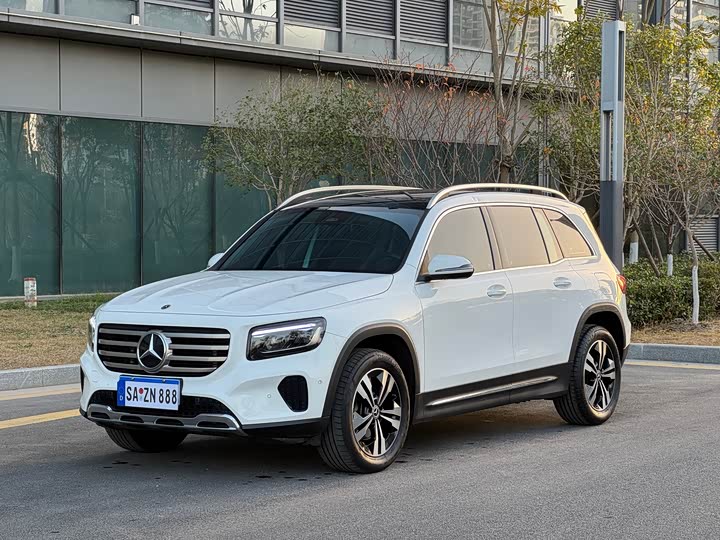 Фото 1 - Mercedes-Benz GLB-Class