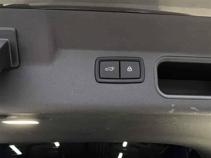 Фото 15 - LiXiang One