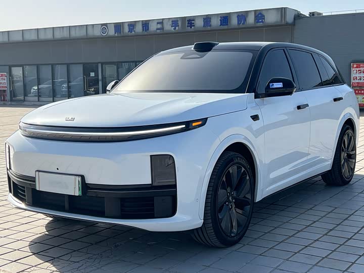 Фото 2 - LiXiang L7