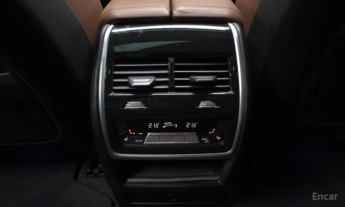 Фото 18 - BMW X5