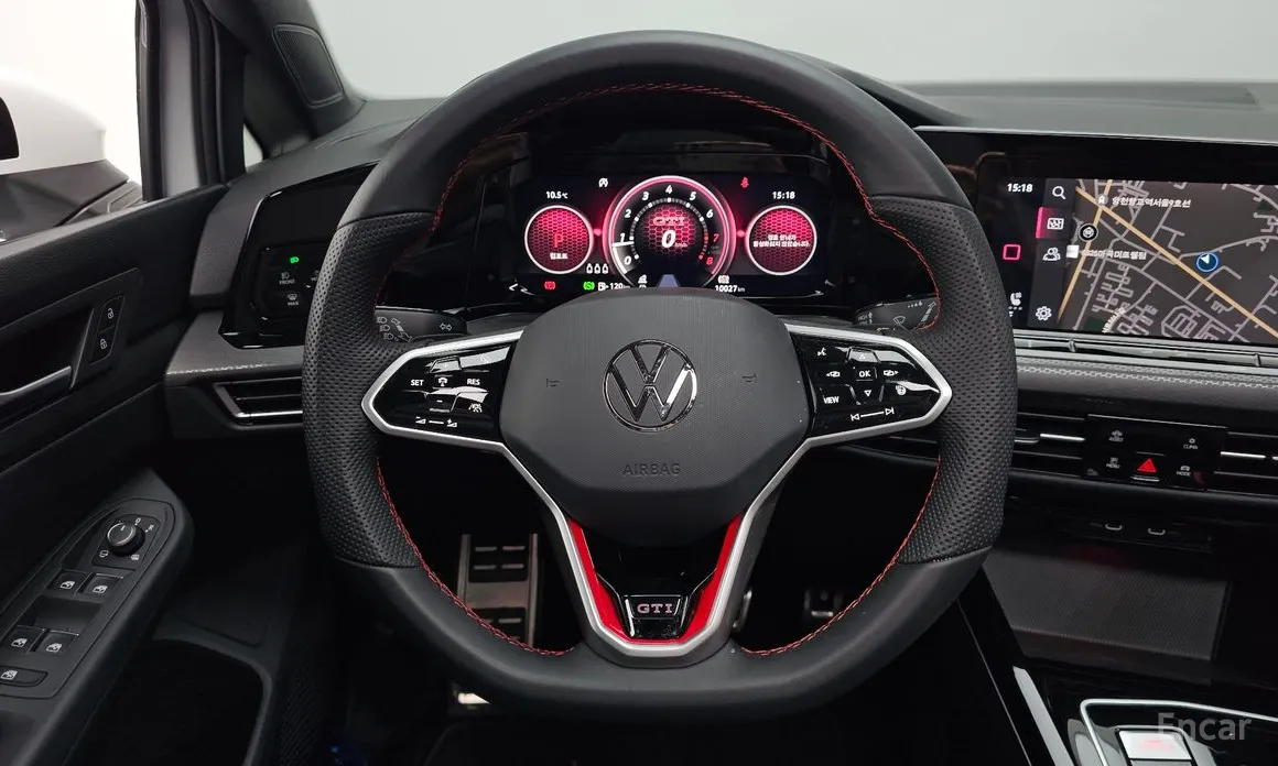 Фото 13 - Volkswagen Golf