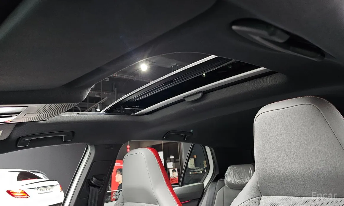 Фото 17 - Volkswagen Golf