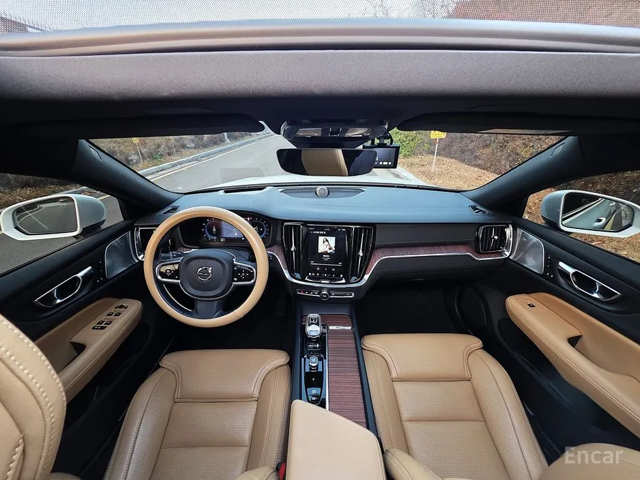 Фото 7 - Volvo V60